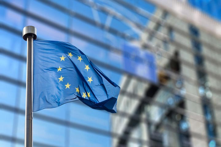 drapeau-europeen-720x480