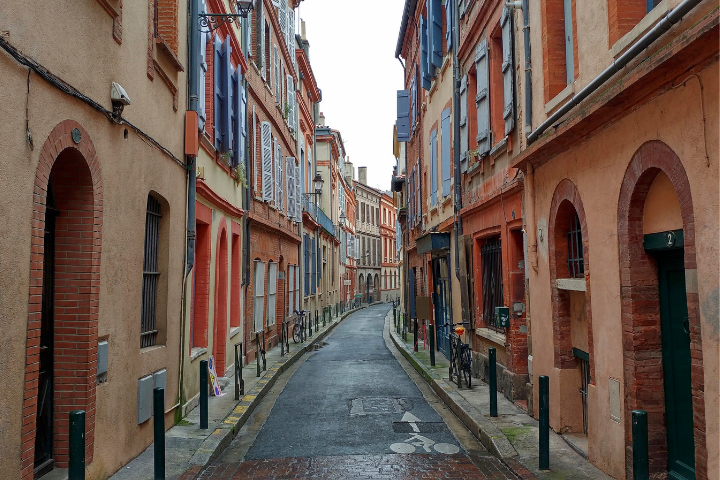 Toulouse-rue-hypercentre-720x480