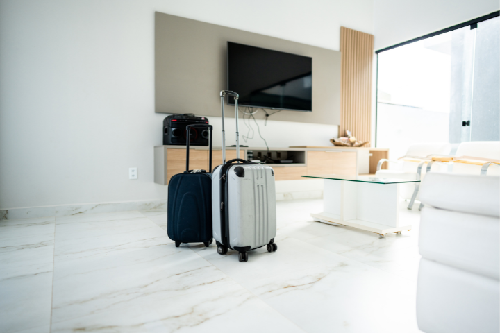 air-bnb-valises-720x480